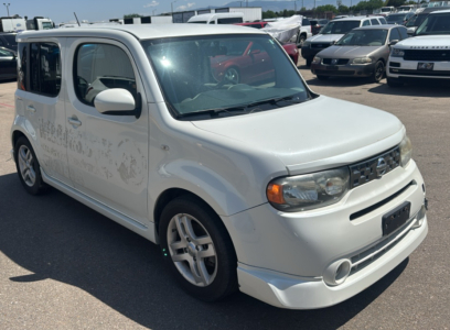 2012 NISSAN CUBE - 118K MILES!
