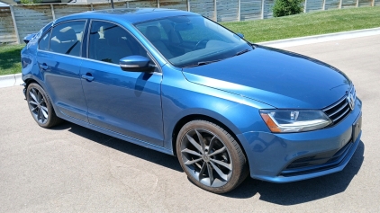 2017 VOLKSWAGEN JETTA - 95K MILES!