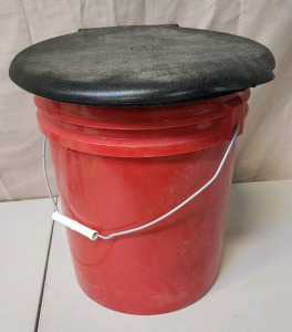 5 Gallon Portable Toilet