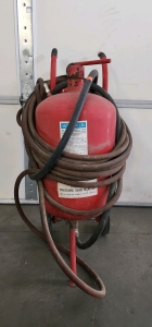 10-Gallon Pressure Sandblaster