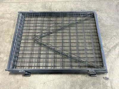 Metal Fence/ Enclosure