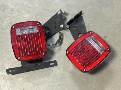Pair Of Tail Lights With Brackets