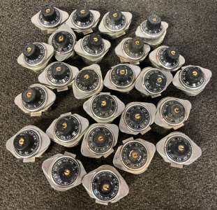 (27) Master Lock 1630 Built-In Combination Locks
