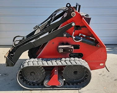 Ramrod Taskmaster Mini Skidsteer