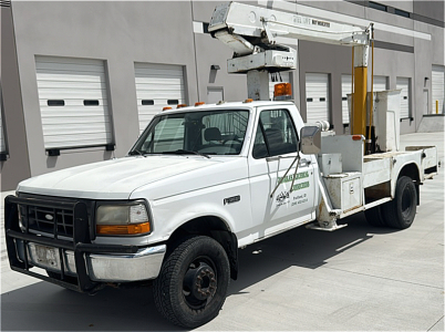 1995 FORD F-SUPER DUTY BUCKET TRUCK - 73K MILES!