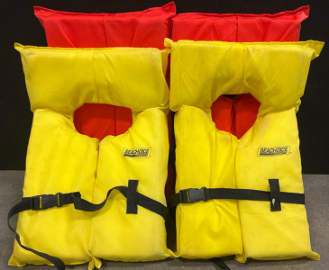 (4) Adult Universal Lifejackets