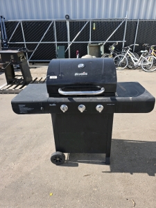 Charbroil Advantage Grill