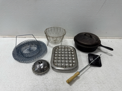 (1) Cast Iron Skillet & Fryer Tools