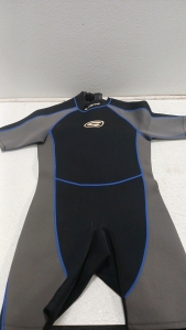 Stearns Large Wet Suit