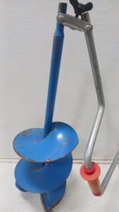 Ice Fishing Hole Hand Crank Drill