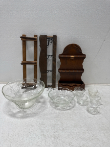 (1) 27 Piece Vintage Punch Set Set & (3) Wooden Hangers
