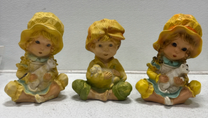 (3) Vintage Figurines 1974 Universal Statuary
