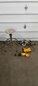 (1) Cordless Reciprocating Saw, (1) DeWalt Saw, (1) DeWalt Battery Charger, (1) Stool