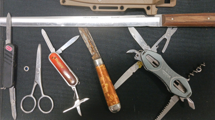Columbia Multitool - Buck Multitool - Scissors - Carving Knife & More