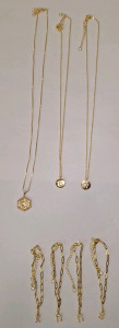 (7) Pieces Of Assorted Cosmetic Jewelry - (3) Necklaces, (4) Bracelets & (1) Box Of Assorted Amazon Overstock