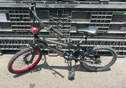 (1) Dynacraft BMX Bike 20&rdquo; (Black/Beige)