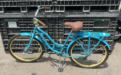 (1) Schwinn Cruiser Bike 26&rdquo; (Blue)