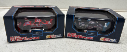 (2) Nascar 1:43 Scale Die-Cast Replica Pit Stop Show Case