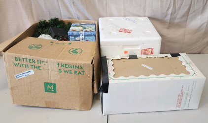 Christmas Decor Lot!
