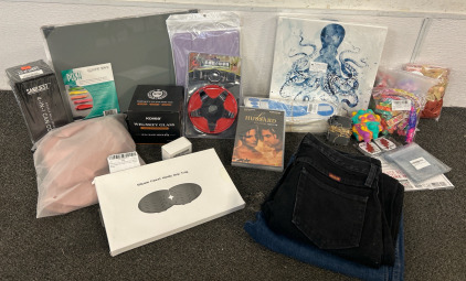New Amazon Items - Silcone Foaucet Handle Drip Dry, Posh New Wave Neutral Grey Glass Painting Palette, Fidget Toys, Rustler 29/32 Jean Pants