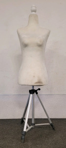 30" Foam Maniquin Torso With Tripod
