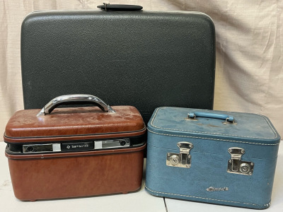 Vintage Trunk & Makeup Boxes