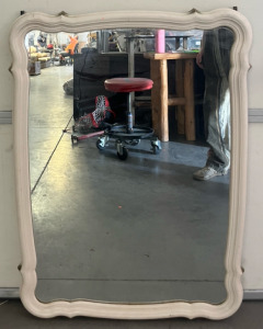 37-1/2&rdquo;x27&rdquo; White & Gold Trimmed Mirror