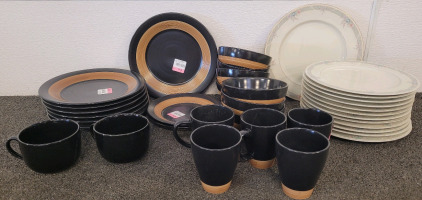 Pfaltzgraff Concentric Black Dinner And Sango Floral Dinnerware Plates