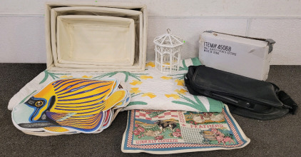 Daffodil Quilt, Baskets, Half Baked Potato Sitters, And Place Mats
