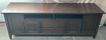 17.5&rdquo; L x 72&rdquo; W x 26&rdquo; H Modern Dark Oak TV Stand