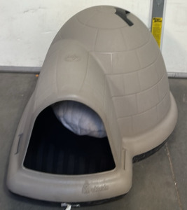 Petmate Indigo Doghouse