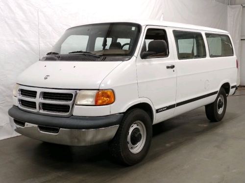 2000 Dodge Ram Wagon - 79K Miles!