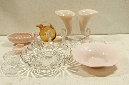 (1) Large Lot of Cambridge Crystal and Glassware Collectibles