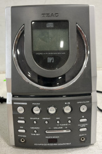 (1) TEAC MP3 Player