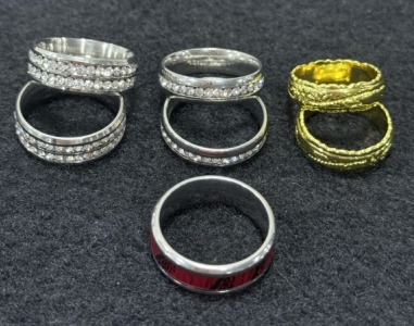 (7) Assorted Gold & Silver Rings- Unknown Sizes