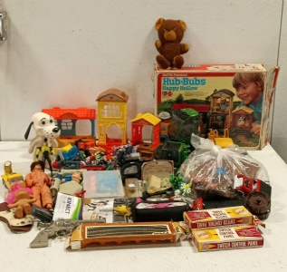 (1) Huge Lot of Vintage Toys Mostly 80s and 90s!