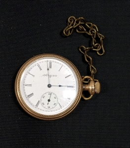 (1) Vintage Elgin 1940s Pocket Watch