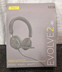 (1) Jabra EVOLVE2 40 - USB-A Stereo Headset