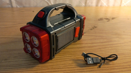 Multifunctional Solar Lamp Red