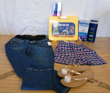 Women's CentroPoint Sandals Rose Gold sz7, Women's Gap sz0reg Maternity Jeans, (2)Gap Boys Sz6 Flannel Boxers and Whole Box Amazon Overstock
