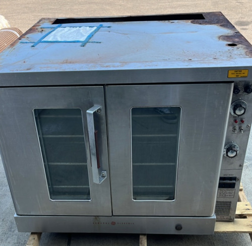 (1) General Electric Convection Oven