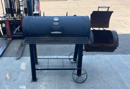 (1) Char-Griller Grill & Smoker