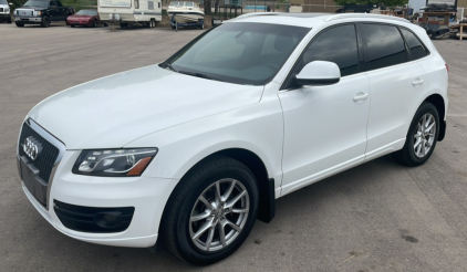 2012 Audi Q5 - AWD - Camera!