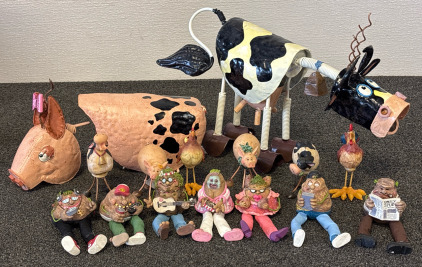 Metal Cow&Pig Lawn Art Including Baked Potato Shelf Sitters And More
