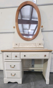 Vanity Desk With Mirror
