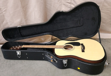Fender Acoustic Guitar With Case
