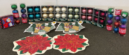 Christmas Decorations With Place Mats