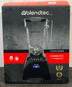 Brand New Blendtec Classic 575 blender W/ FourSide Jar