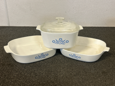 (4) Piece Vintage Corning Ware Dishes