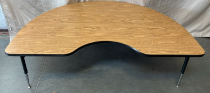 Short Kidney Table / 50&rdquo; L x 72&rdquo; W x 23.5&rdquo; H